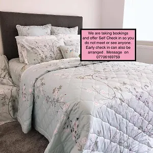 Flat 1 - Entire Modern With En-suite And Free Parking Close To Qmc, Centre & Notts Uni Apartment