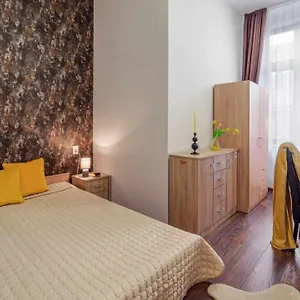 klauzal-14.inbudapesthotels.com/