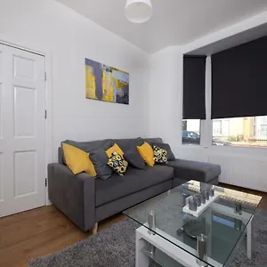 Stylish And Comfortable Away From Holiday home Liverpool